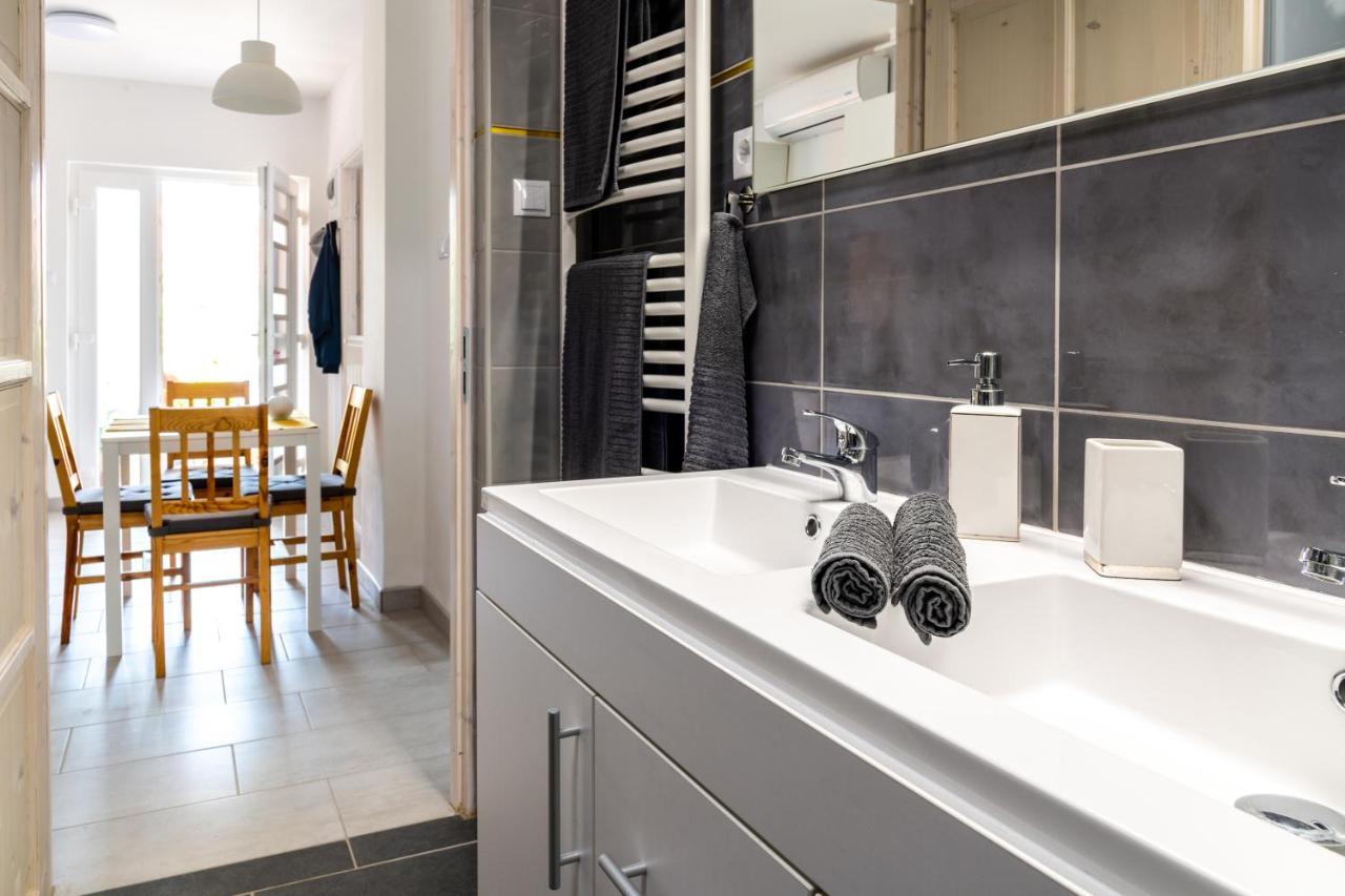 Nemeth Apartman เคสเท ภายนอก รูปภาพ