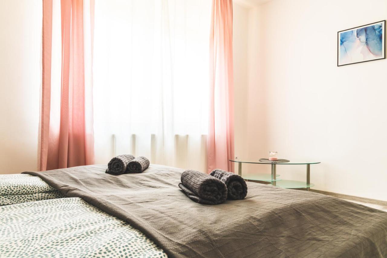 Nemeth Apartman เคสเท ภายนอก รูปภาพ